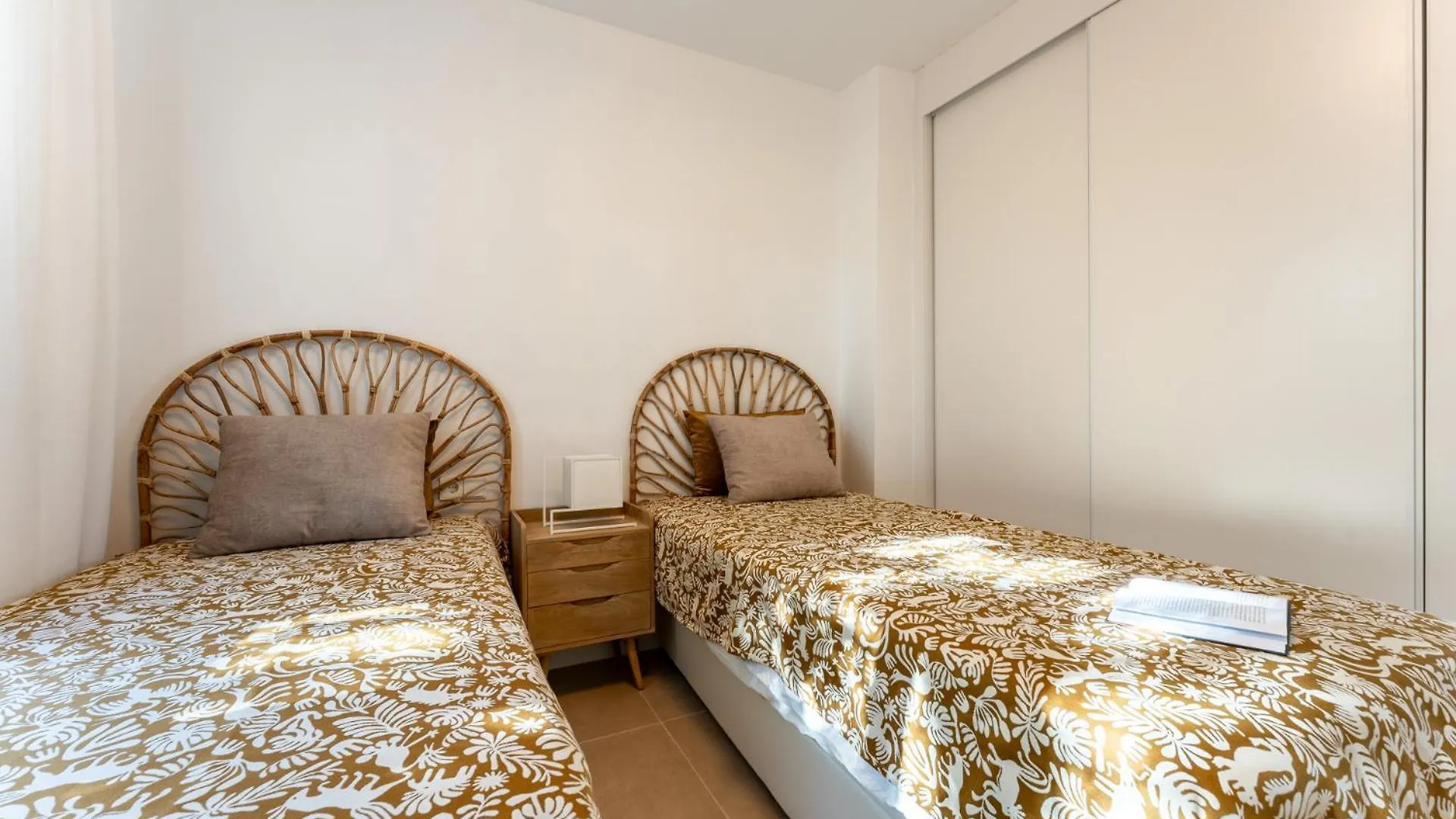 Ct 197 - Faro'S Campanario Golfers Heaven Apartamento Estepona